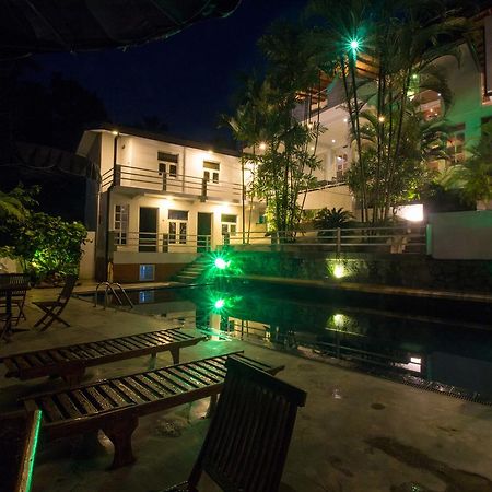 Sleek Hotel Kegalle Exterior photo