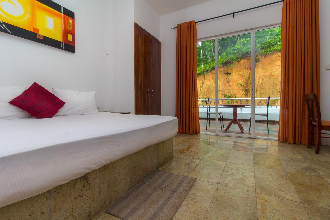 Sleek Hotel Kegalle Exterior photo