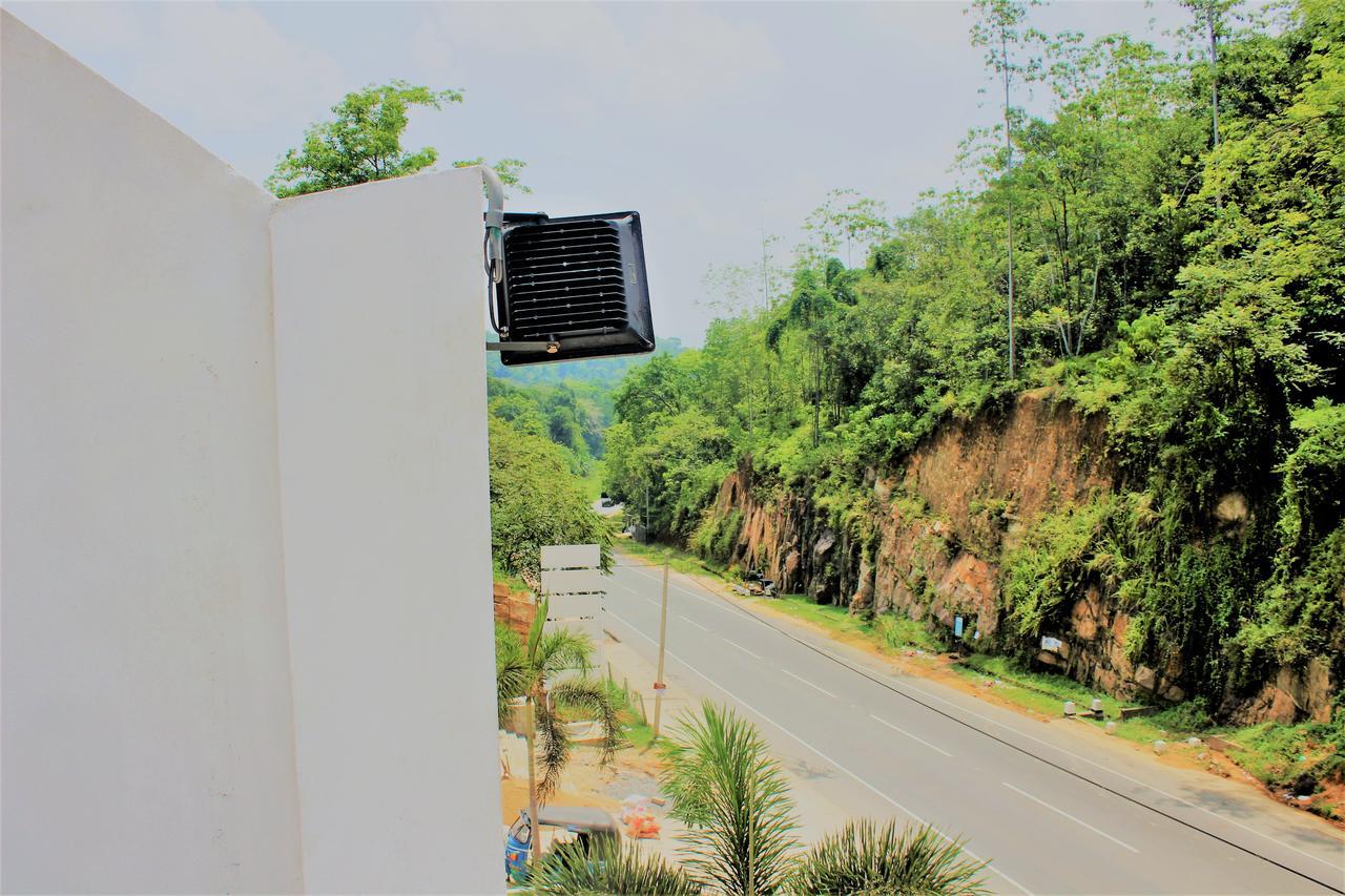 Sleek Hotel Kegalle Exterior photo